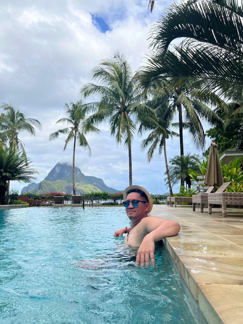 Not complaining about this view.
