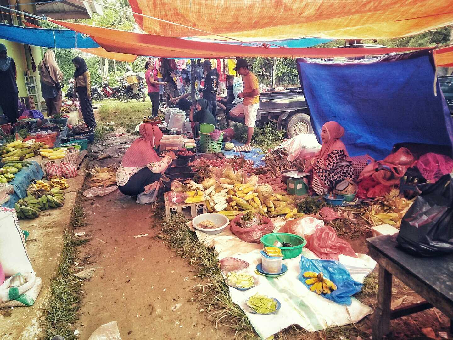 TRADITIONAL MARKET
