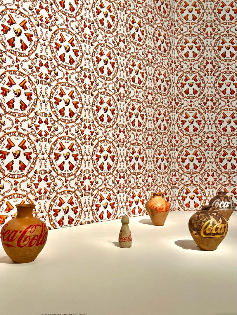 Ai Weiwei: vase de la dynastie Han avec un logo Coca-Cola, 1994