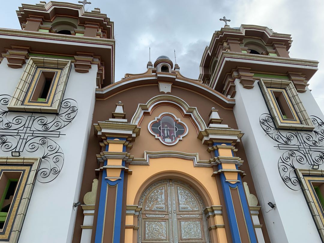 Catedral San Nicolas, Tumbes, Perú.