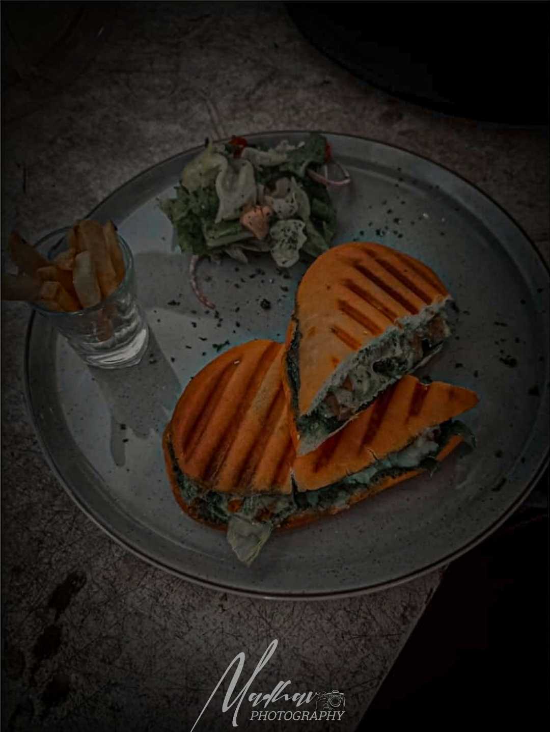 CHICKEN PESTRO PANINI