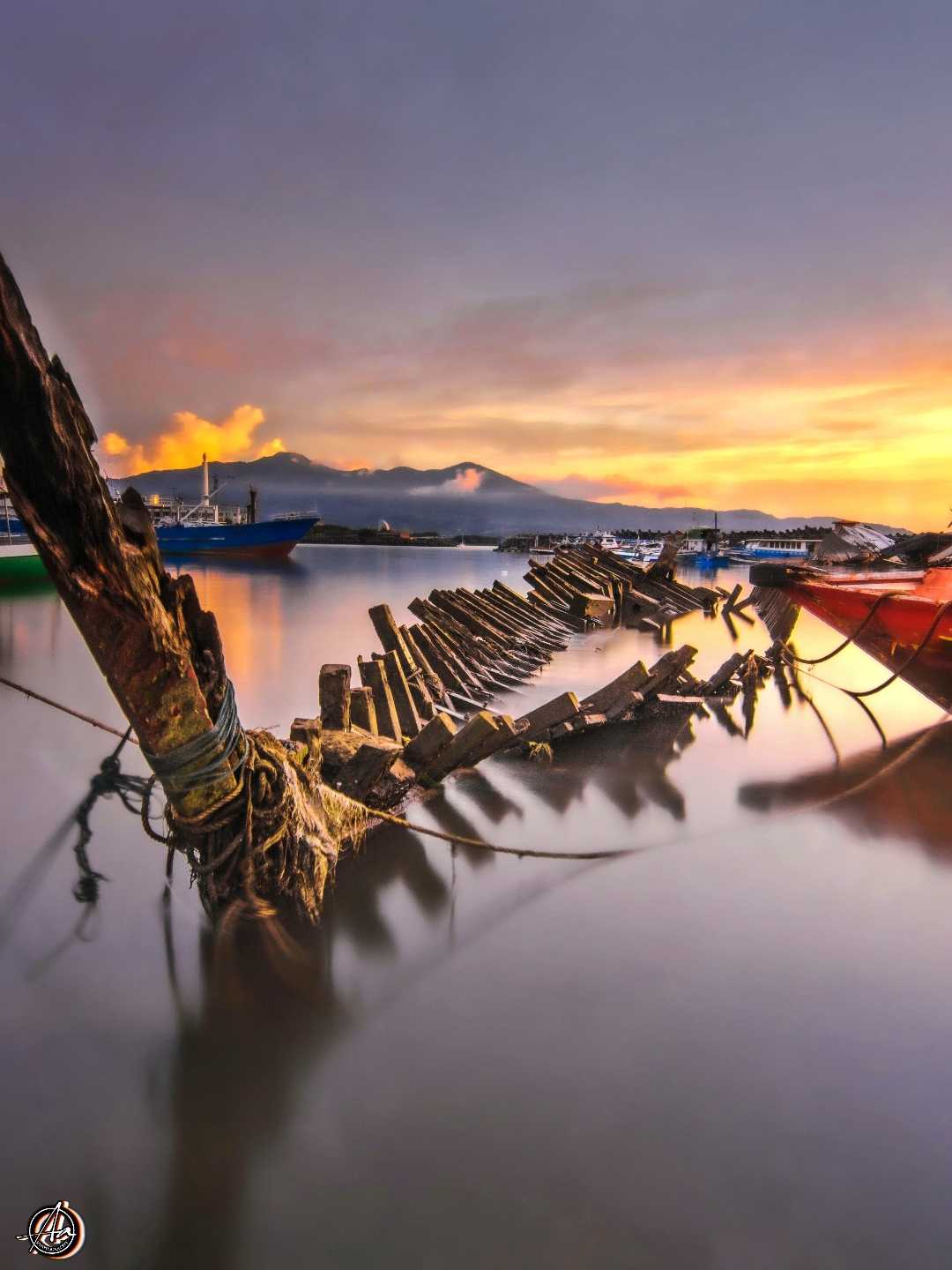 pelabuhan di manado
