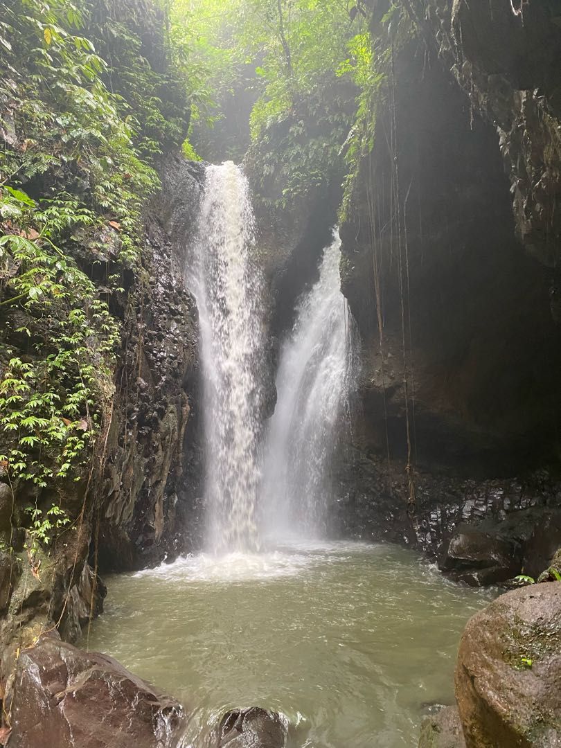 Gitgit twin waterfall 
